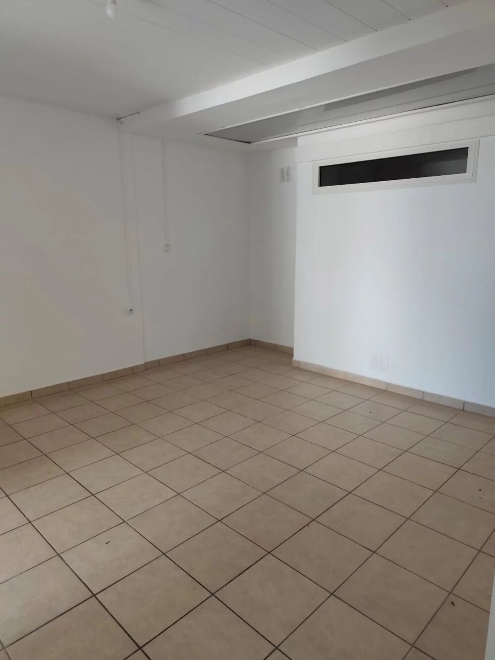 Location Appartement SH4843 : APPARTEMENT GRAND T1 BIS A LOUER LE TAMPON 12EME KM Le tampon