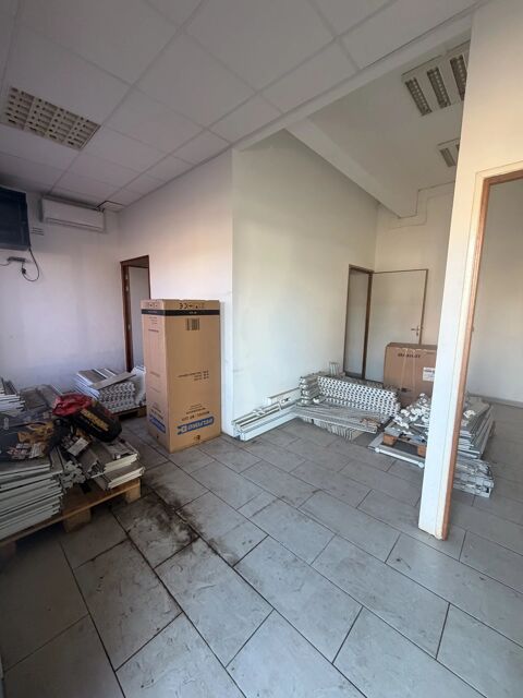   AB4830: LOCAL 94 m² – ST-PIERRE 