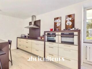  Maison � vendre 7 pi�ces 165 m�