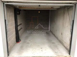  Parking / Garage � louer 