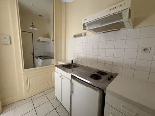  Appartement à louer 1 pièce 30 m²