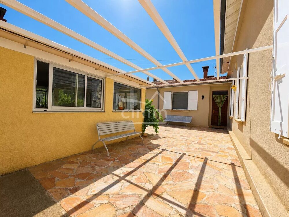 MAISON T4 AVEC JARDIN ET GARAGE