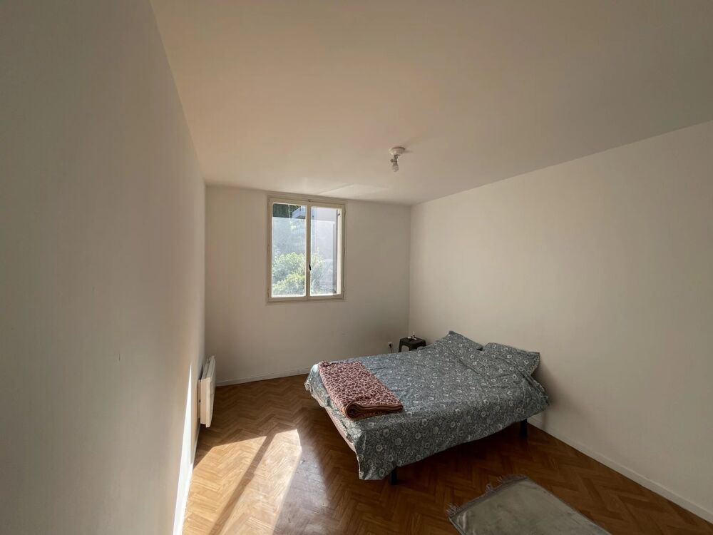 Vente Appartement appartement T4 avec parking, cave et locataire en place – Centre Cavaillon