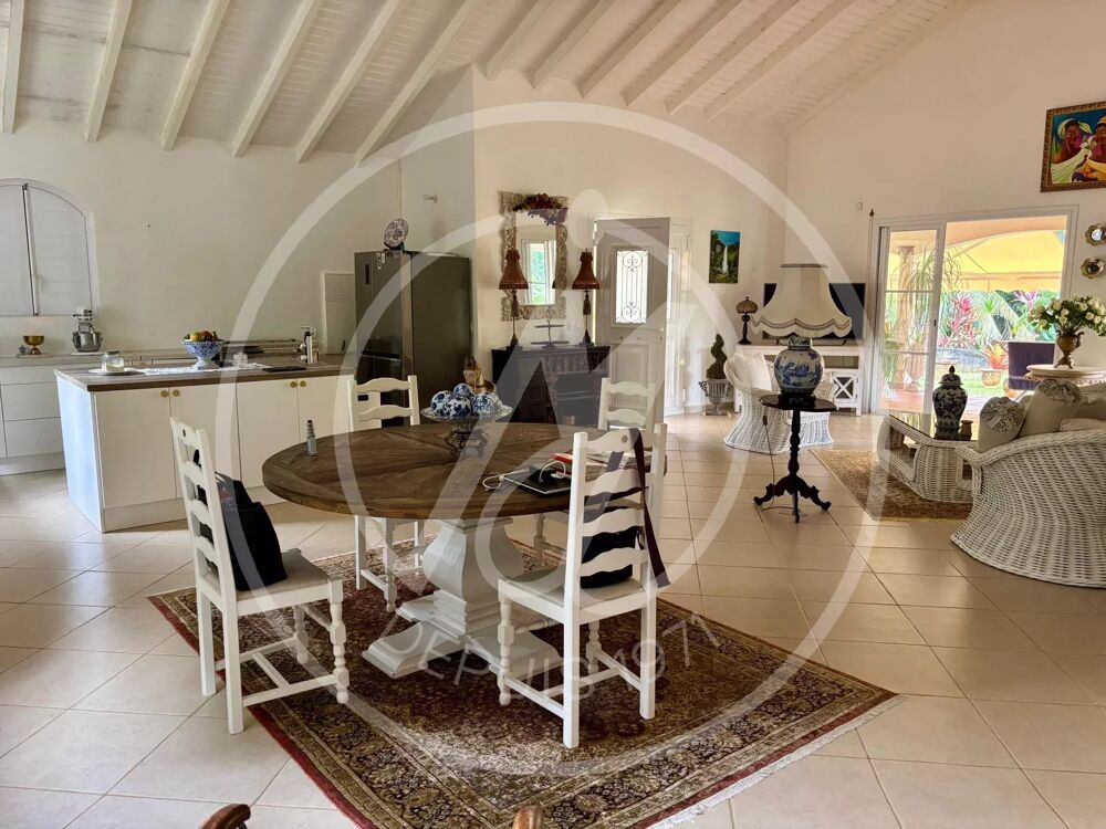 À VENDRE : MAISON T4 DE PLAIN-PIED À PETIT-BOURG (VERNOU) - 550