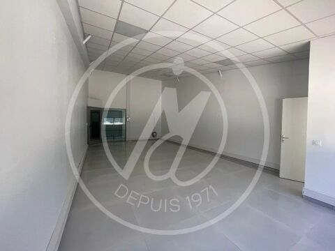   837 euros HT HC - A louer local de bureau de 54m2 à JARRY 