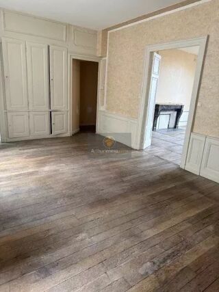  Appartement à louer 4 pièces 122 m²