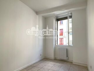  Appartement à louer 3 pièces 57 m²