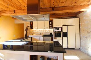  Maison � vendre 8 pi�ces 200 m�