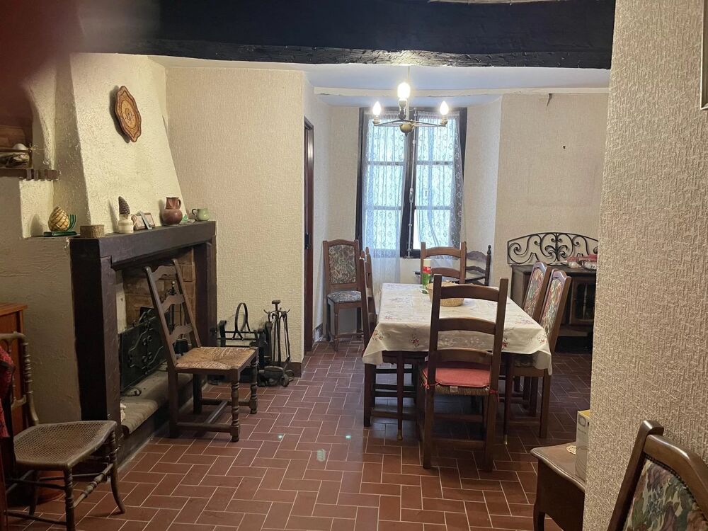 EXCLUSIVITÉ - ENTRECASTEAUX - MAISON DE VILLAGE DE 126 M²