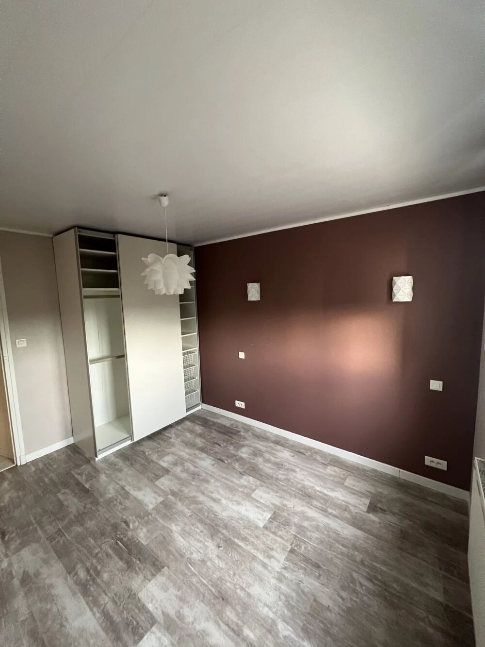 Location Appartement LIVRON-SUR-DROME - T3 avec balcon, cave, garage Livron-sur-drôme
