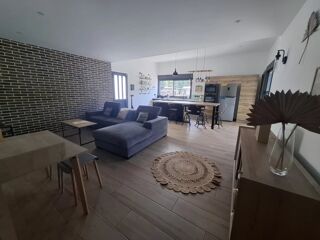  Maison à louer 4 pièces 104 m²