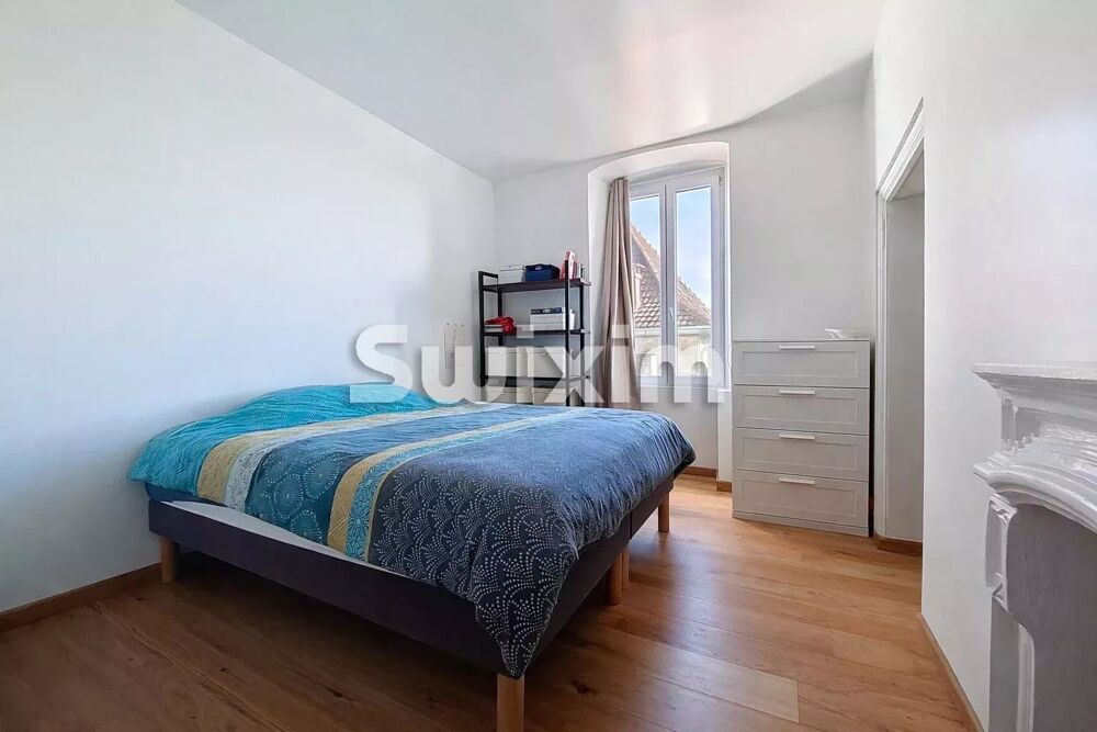 � vendre  Maison Valserh�ne (01200)