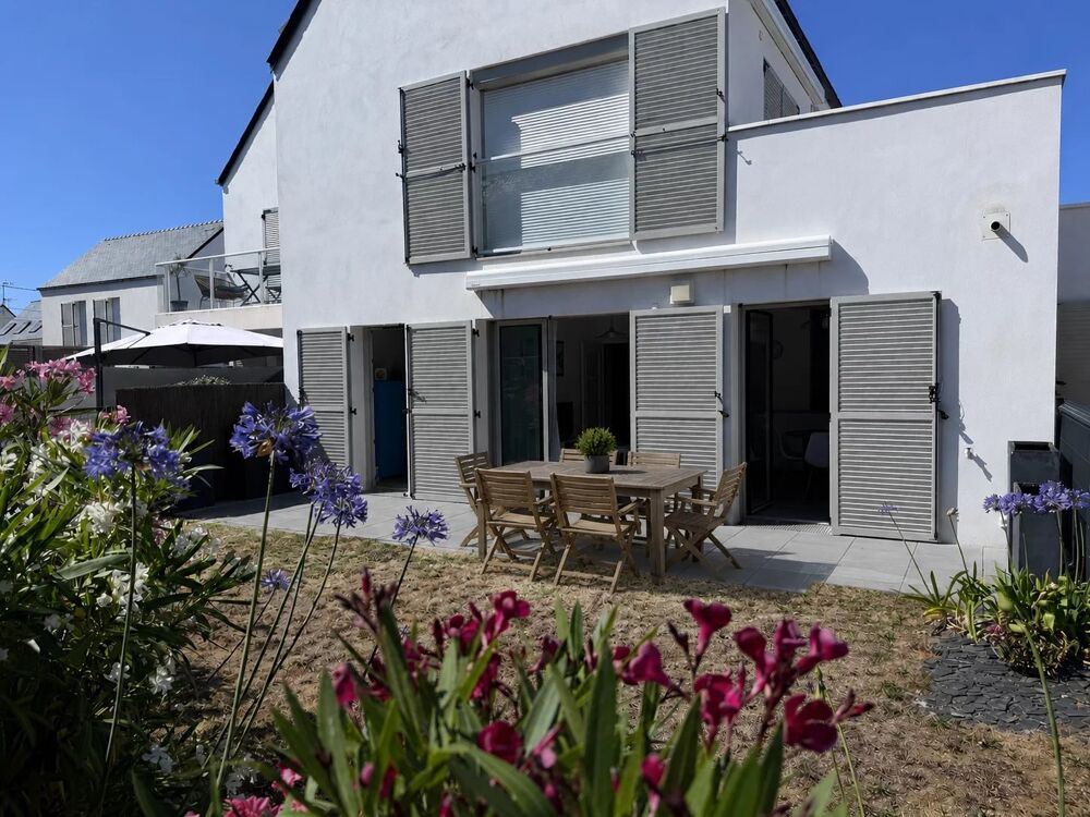 QUIBERON - 3 CHAMBRES - 2 SALLES D'EAU - JARDIN - 2 CELLIERS - G