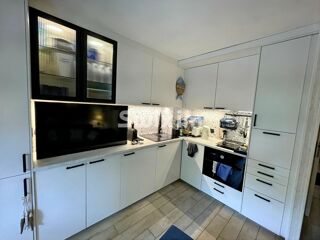 Vente Appartement APPARTEMENT T2 CABINE EN REZ-DE -JARDIN - PISCINE La croix-valmer