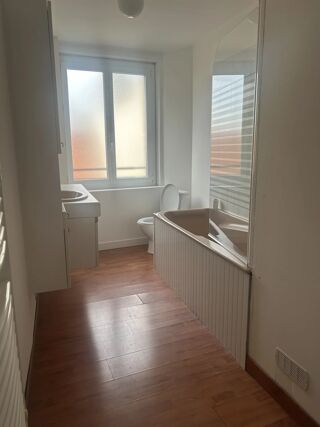 Appartement à louer 2 pièces 52 m²
