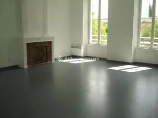  Immeuble � vendre 8 pi�ces 203 m�