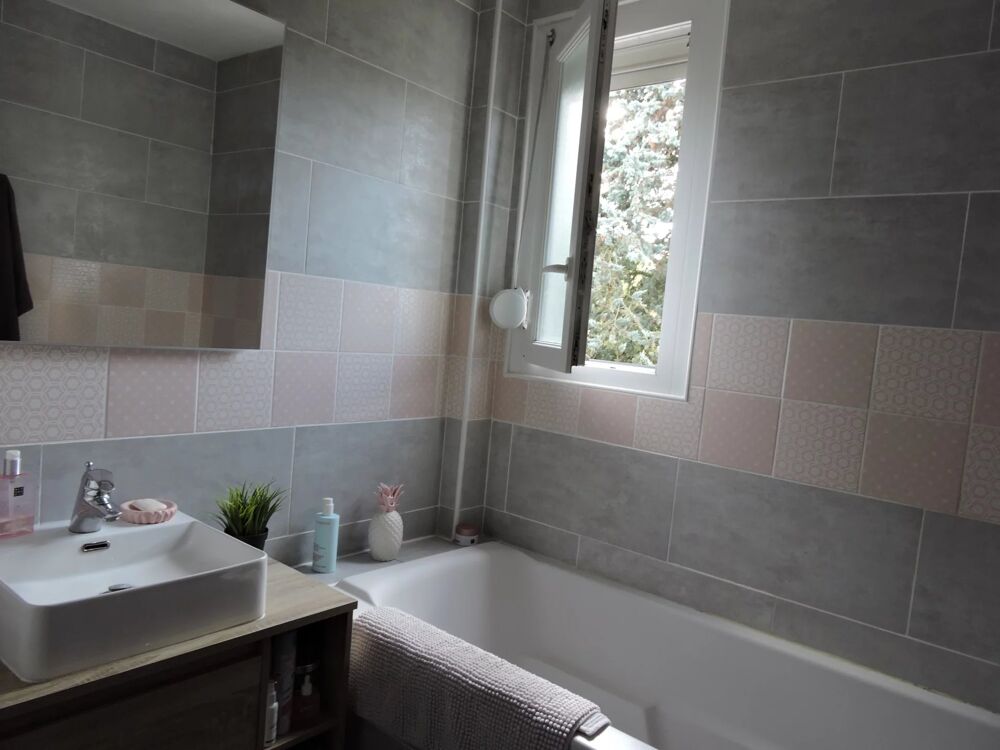 APPARTEMENT F3 PROCHE CENTRE VILLE