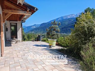  Maison � vendre 8 pi�ces 225 m�