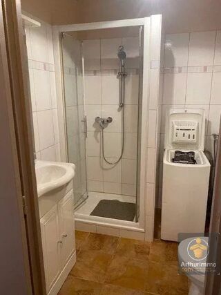  Appartement à louer 1 pièce 32 m²
