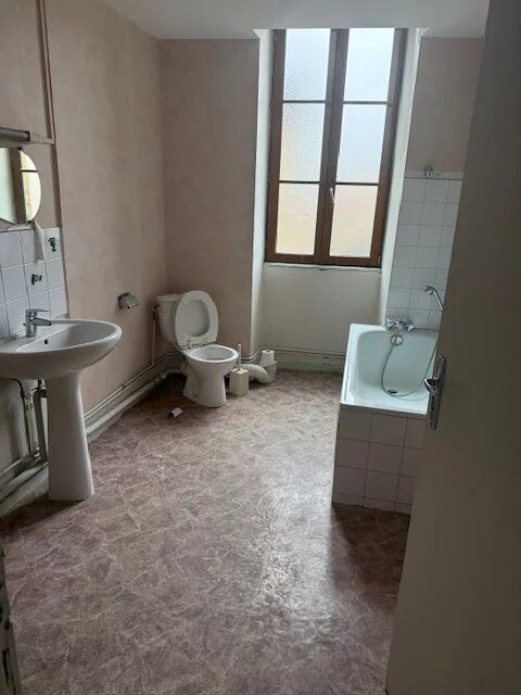  Appartement  louer 4 pices 122 m