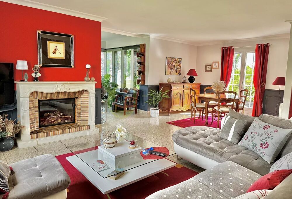 Vente Maison Maison de charme 145 m� avec parc paysag� et double garage � Hav Vasselay