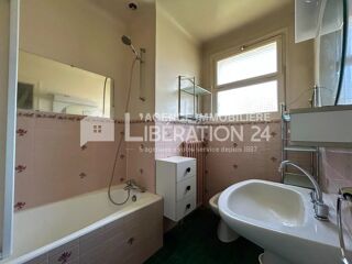  Maison  vendre 10 pices 210 m