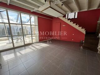  Maison  vendre 8 pices 250 m