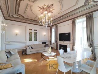  Appartement  vendre 4 pices 143 m