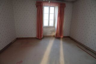  Immeuble à vendre 4 pièces 160 m²