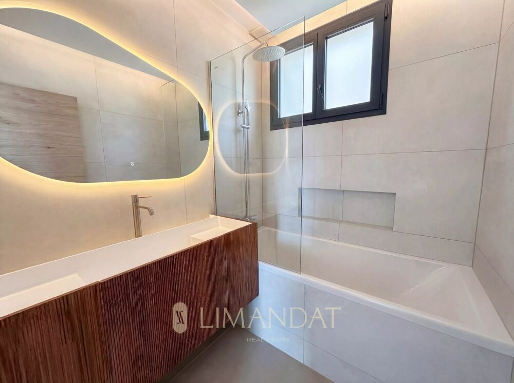 � vendre  Maison Roquebrune-Cap-Martin (06190)