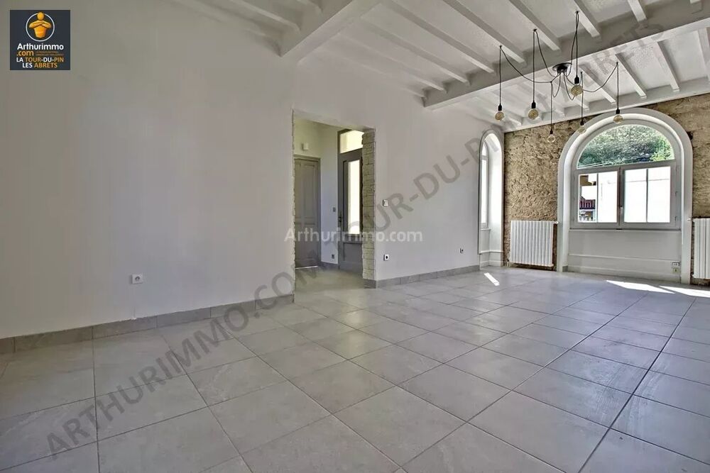 Maison bourgeoise de 108m² sur 500M²