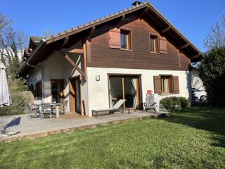  Appartement � louer 4 pi�ces 130 m�