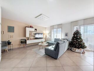  Appartement � vendre 4 pi�ces 93 m�