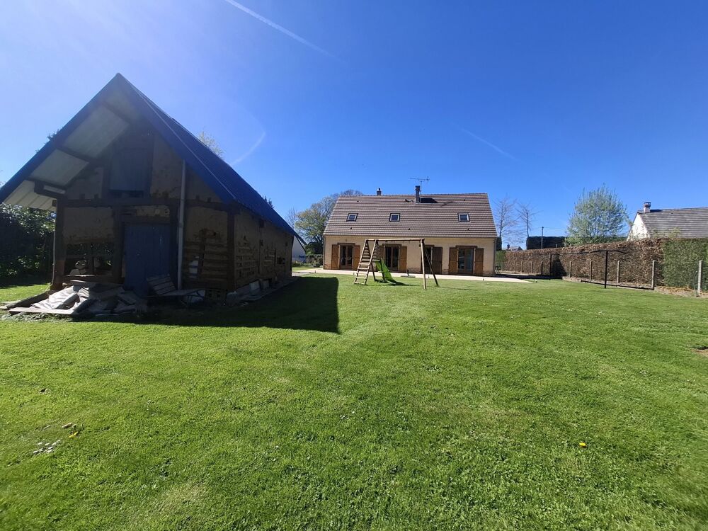 SPACIEUCE MAISON DE 155 M² À CRITOT, 4 CHAMBRES