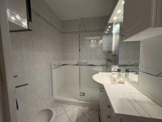  Appartement � vendre 5 pi�ces 85 m�