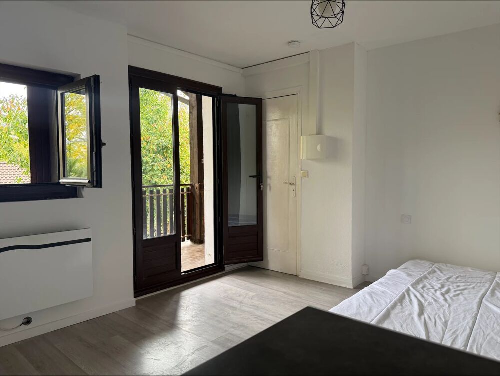 Location Appartement EYBENS - STUDIO MEUBLE Eybens