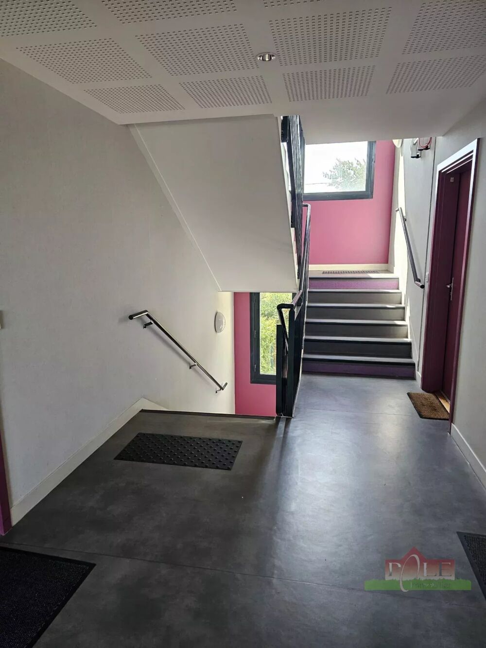 MIONS, Immeuble de 2016, appartement T4 de 74,92 m² avec parkin