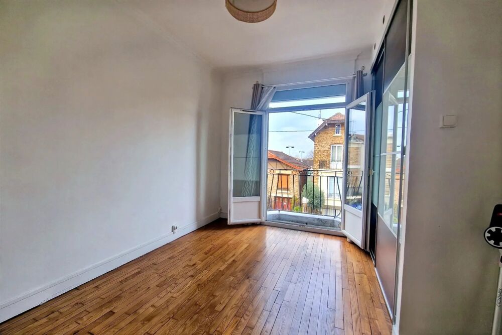 MAISON FAMILIALE AVEC STUDIO INDÉPENDANT ET JARDIN  IMPASSE CAL