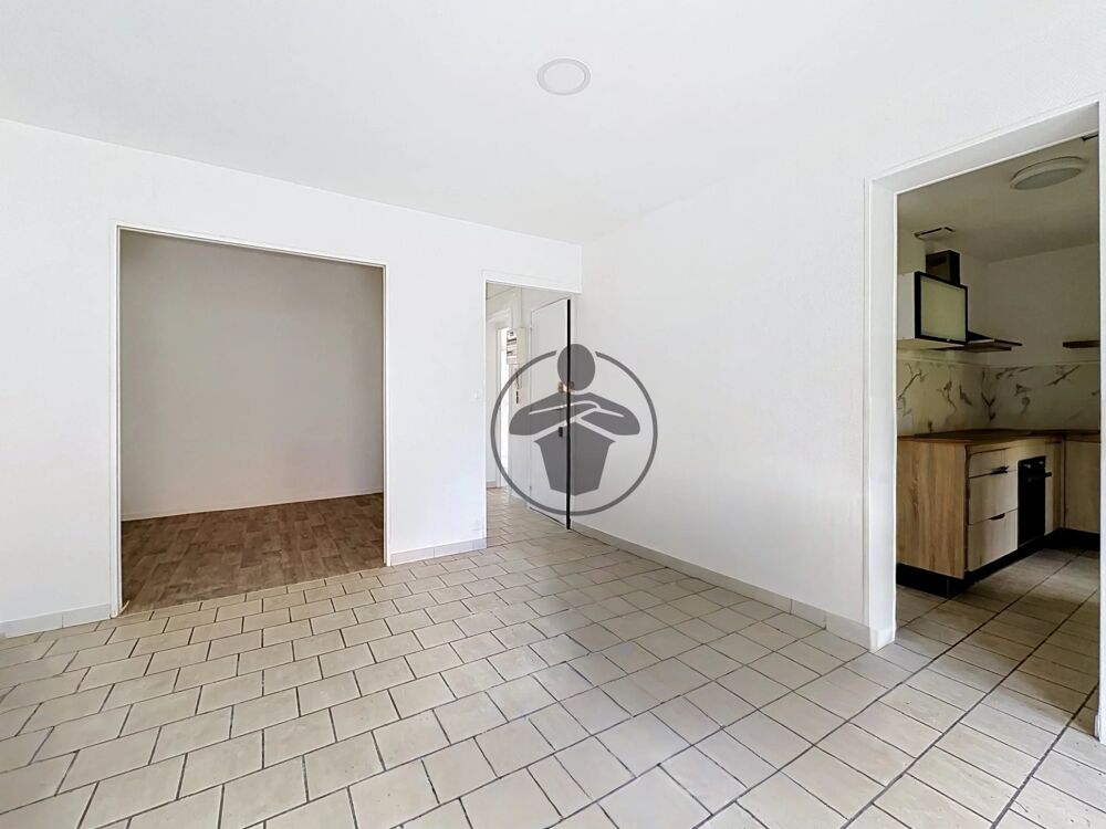 Location Appartement T3 RDC CENTRE VILLE AVEC COUR Saint-quentin