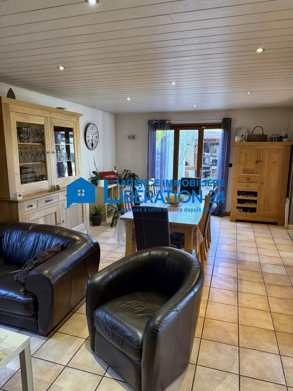 Vente Maison Maison familiale de 198 m2 au calme avec beau  terrain plat – Se La chapelle-d'aurec