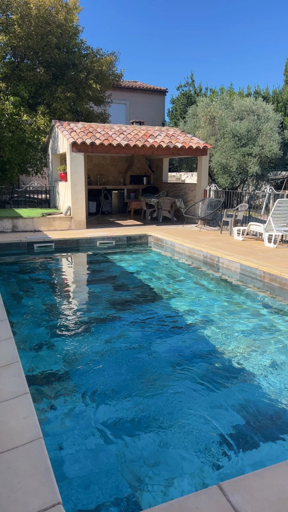 MAISON AVEC PISCINE À BAGNOLS-SUR-CÈZE