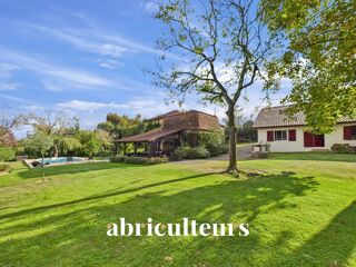  Maison � vendre 8 pi�ces 235 m�