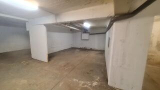  Parking / Garage � vendre 5 pi�ces 175 m�