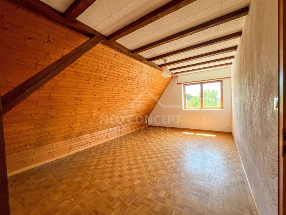 Vente Appartement Dernier étage, luminosité et potentiel : Créez l'appartement de Mommenheim