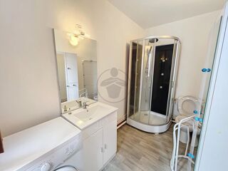  Immeuble � vendre 4 pi�ces 133 m�