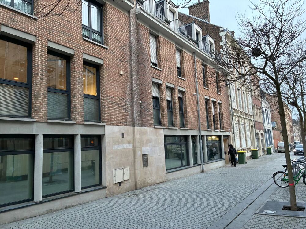   BUREAU SPACIEUX À VENDRE À AMIENS – 417 M², 10 PIÈCES Amiens