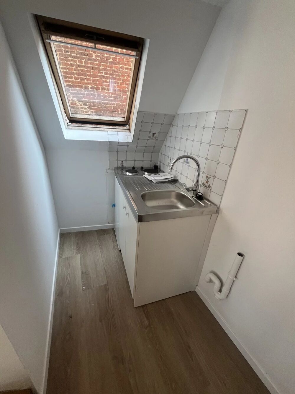 Location Appartement Appartement rénové 1 chambre + bureau Aire-sur-la-lys