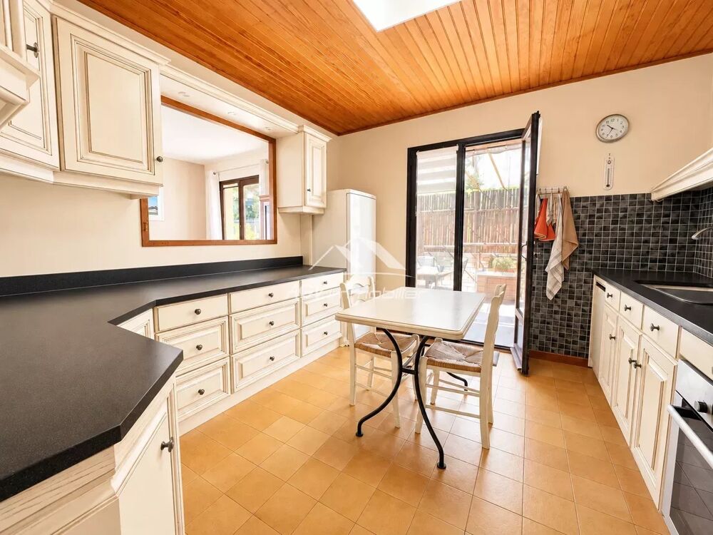 Vente Maison Maison de plain-pied - 3 chambres,  avec piscine, au calme à 5 m Saint-martin-de-valgalgues