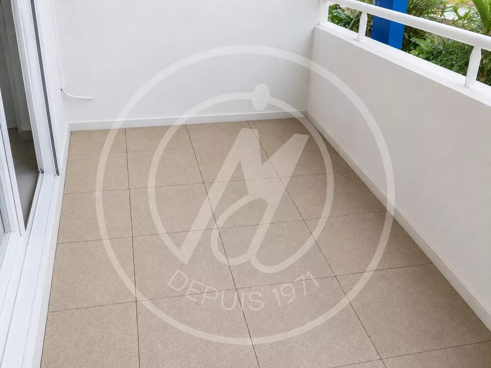 À VENDRE : STUDIO AUX ABYMES - 110 000 euros