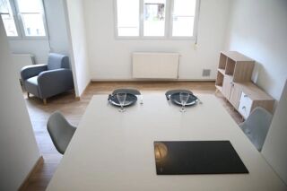  Appartement à louer 2 pièces 46 m²